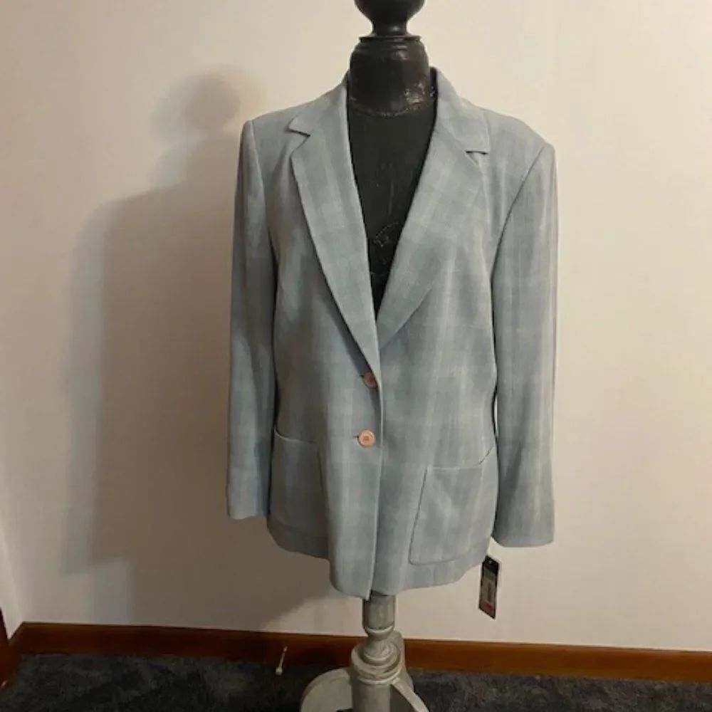 Kasper & Company ASL Greystone 2 button blazer, size 14